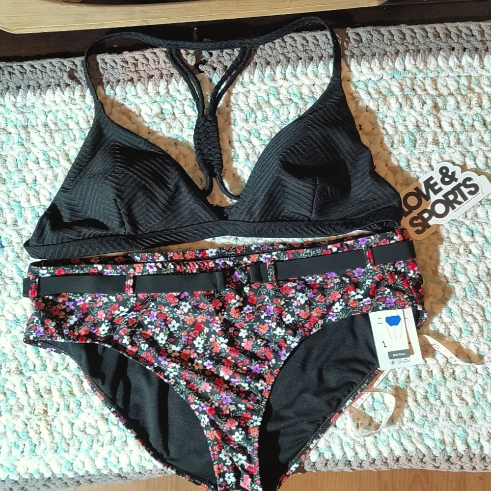 NWT Black & Floral 2 piece Bathing Suit - Picture 1 of 8